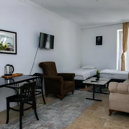 Pasa Sueit Aparthotel